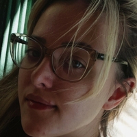 Luiza Steinmettz Nude