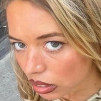 Nilufer Yanya Nude