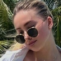 Shania Geiss Nude